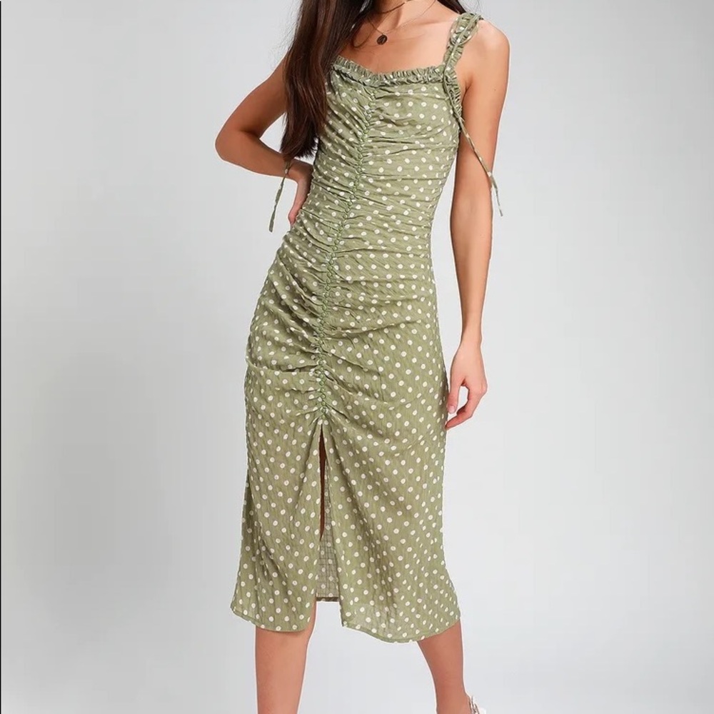 Lulus, Large Midi Green Polka Dot Dress, with Decorative Buttons Down the Middle